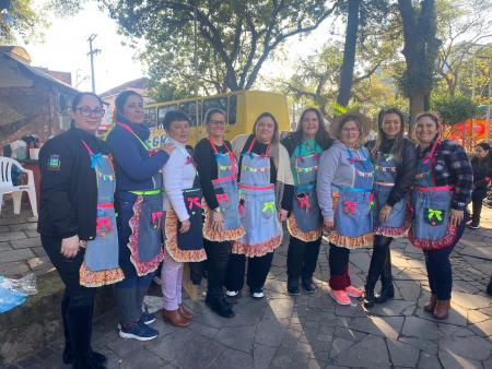 CAPS, CRAS e ASSEDI promovem Arraiá na Praça da Bandeira