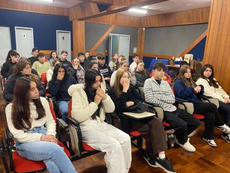 Ação Jovem 2025 aproxima juventude com empresas