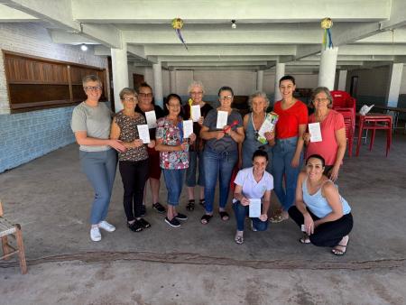 “Vai que vai, mulheres alegres – Barra do Guaporé” fortalece vínculos e constrói livro de memórias